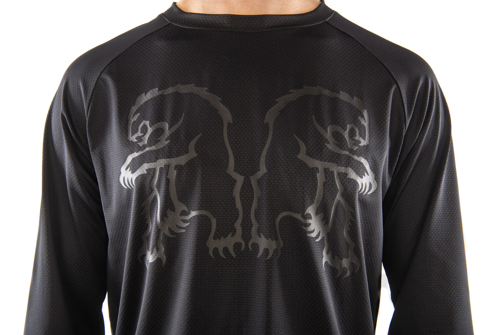 Model is 5' 7" wearing size Small.