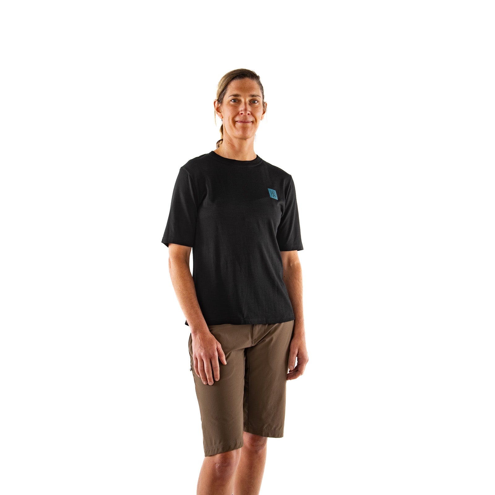 The model is 5' 8" wearing size Medium.