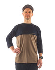 Tim is 5' 6" wearing size Medium.